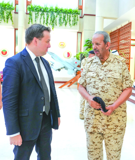 <p>BDF Commander-in-Chief Field Marshal Shaikh Khalifa bin Ahmed Al Khalifa yesterday met UK House of Lords member Lord Ross Kempsell and his accompanying delegation.</p>
<p>BDF Chief of Staff Lieutenant General Theyab bin Saqr Al Nuaimi and Adviser for Financial and Technical Affairs at BDF General Command Shaikh Mohammed bin Khalifa Al Khalifa attended the meeting.</p>
<p>The Commander-in-Chief praised the longstanding co-operation between Bahrain and the UK.</p>